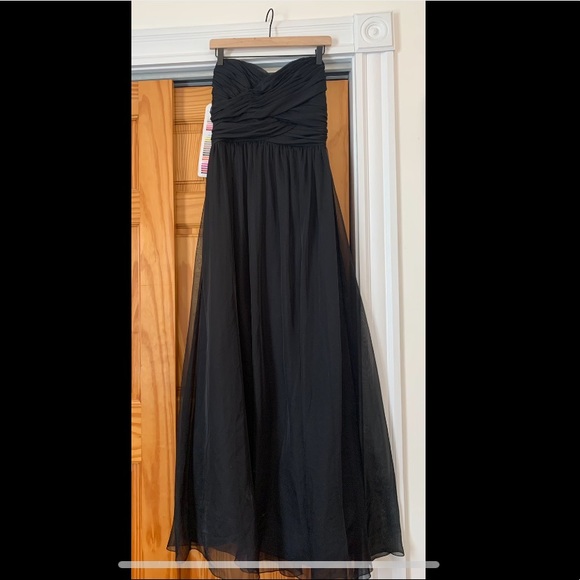 Strapless long gown - Picture 2 of 10